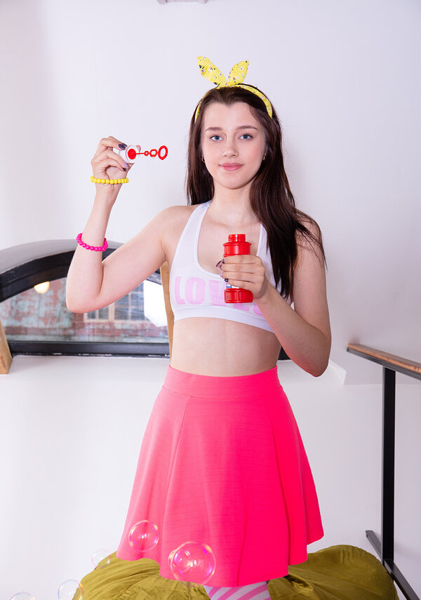 Фаина, 18 лет, 4 размер груди