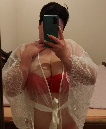 Кира, 33 года, 4 размер груди